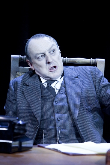 Photo Flash: IT'S A WONDERFUL LIFE, New Wolsey Theatre Image