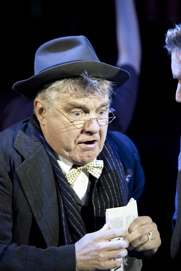 Photo Flash: IT'S A WONDERFUL LIFE, New Wolsey Theatre Image