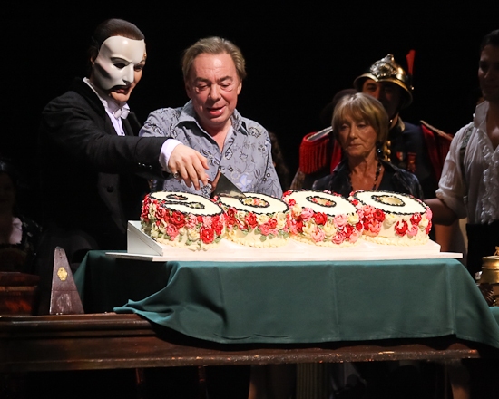 Photo Coverage: THE PHANTOM OF THE OPERA 's 9000th Performance on Broadway - Curtain Call Image