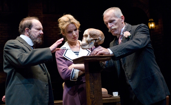 Photo Flash: Steppenwolf Theatre Presents FAKE Image