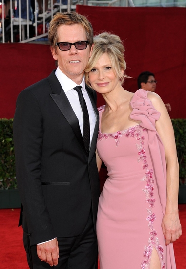 Photo Coverage: 2009 Emmy Awards - Arrivals - The Men Image