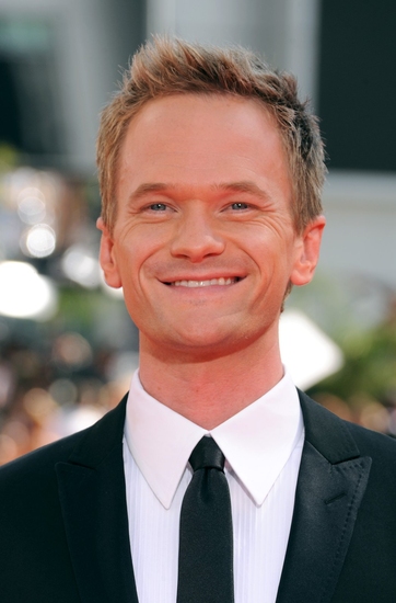 Photo Coverage: 2009 Emmy Awards - Arrivals - The Men Image