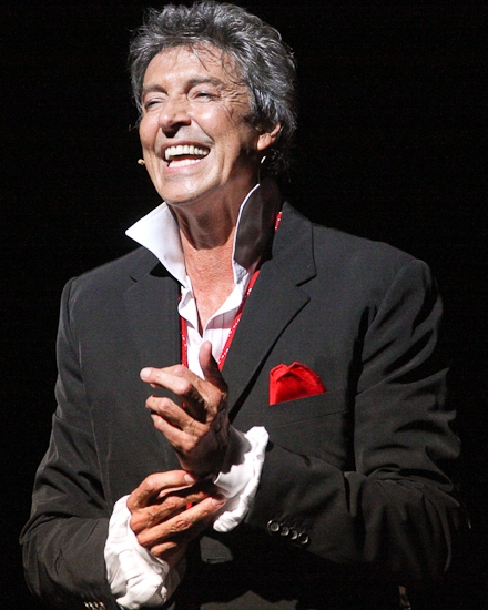 Photo Coverage: Tommy Tune Performs 'STEPS IN TIME' For Friends In Deed Benefit Gala Image