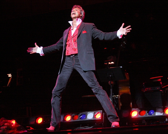 Photo Coverage: Tommy Tune Performs 'STEPS IN TIME' For Friends In Deed Benefit Gala Image