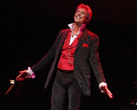 Photo Coverage: Tommy Tune Performs 'STEPS IN TIME' For Friends In Deed Benefit Gala Image