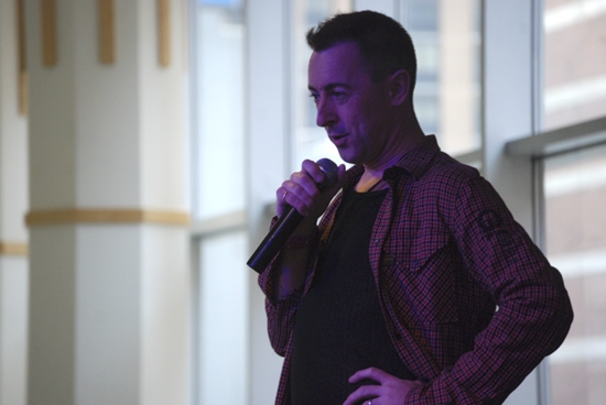 Photo Coverage: Alan Cumming Sings and Signs 'BLUE CAR' at Barnes & Noble Image