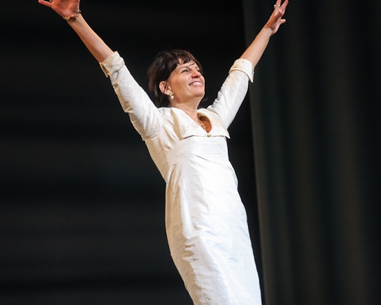 Photo Coverage: Beth Leavel and the New MAMMA MIA! Cast Take A Bow! Image