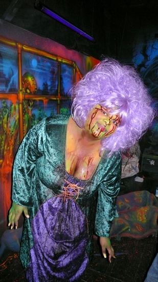Photo Coverage: Halloween Horrors at BLOOD MANOR! Image