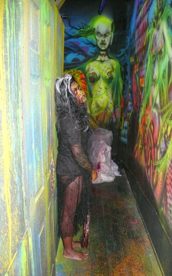Photo Coverage: Halloween Horrors at BLOOD MANOR! Image