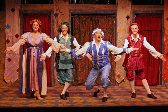 Photo Flash: KISS ME, KATE Opens At TheatreWorks Image