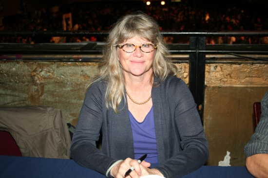 Photo Coverage: 23rd Annual Broadway Flea Market & Grand Auction - Celebrity Tables Image
