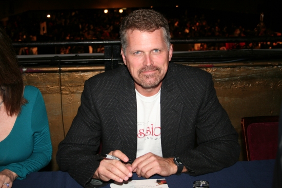 Photo Coverage: 23rd Annual Broadway Flea Market & Grand Auction - Celebrity Tables Image