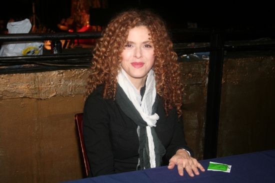 Photo Coverage: 23rd Annual Broadway Flea Market & Grand Auction  - Celebrity Tables 