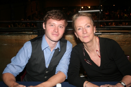 Photo Coverage: 23rd Annual Broadway Flea Market & Grand Auction - Celebrity Tables Image
