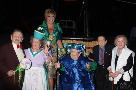 Lorna Luft, Jerry Maren, Margaret Pellegrini, Meinhardt Raabe, Karl Slover and Ruth R Photo