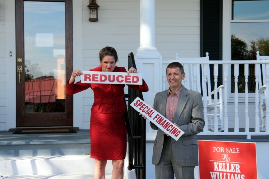 Photo Flash: Aurora Theatre Presents BUY MY HOUSE PLEASE Image