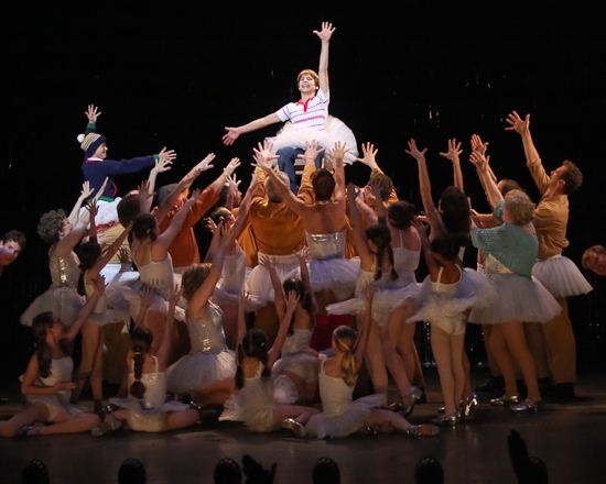 Photo Coverage: Tony Winner Kiril Kulish Bids Farewell to Broadway's BILLY ELLIOT Image