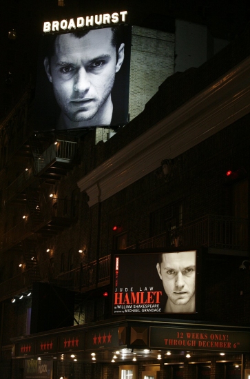 Photo Coverage: 'HAMLET' Starring Jude Law - Opening Night Curtain Call Image