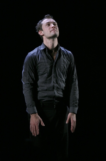 Photo Coverage: 'HAMLET' Starring Jude Law - Opening Night Curtain Call Image