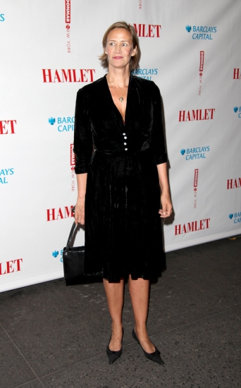Photo Coverage: HAMLET Opening Night on Broadway - Arrivals Image