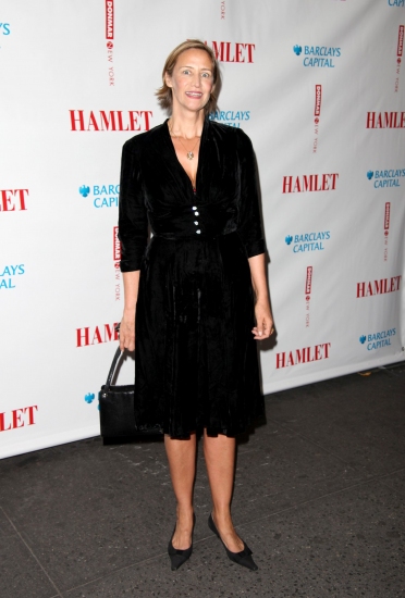 Photo Coverage: HAMLET Opening Night on Broadway - Arrivals Image