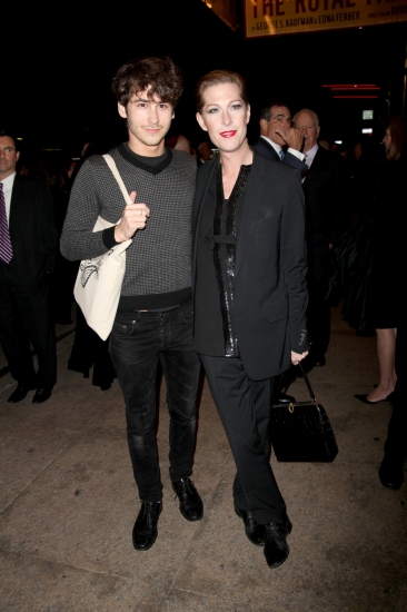 Photo Coverage: THE ROYAL FAMILY - Opening Night Arrivals Image