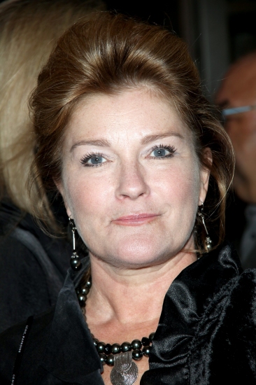 Photo Coverage: THE ROYAL FAMILY - Opening Night Arrivals Image