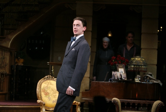 Photo Coverage: THE ROYAL FAMILY - Curtain Call Image