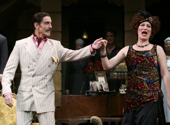 Photo Coverage: THE ROYAL FAMILY - Curtain Call Image