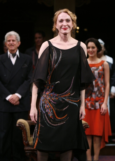 Photo Coverage: THE ROYAL FAMILY - Curtain Call Image