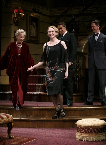 Photo Coverage: THE ROYAL FAMILY - Curtain Call Image