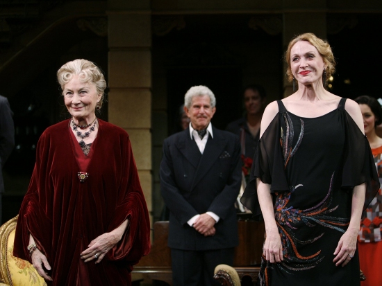 Photo Coverage: THE ROYAL FAMILY - Curtain Call Image