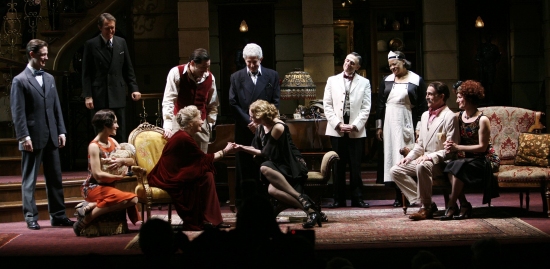 Photo Coverage: THE ROYAL FAMILY - Curtain Call Image
