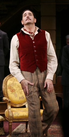 Photo Coverage: THE ROYAL FAMILY - Curtain Call Image