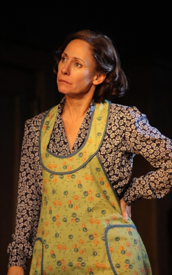 Photo Flash: BRIGHTON BEACH MEMOIRS Opens Tonight Image