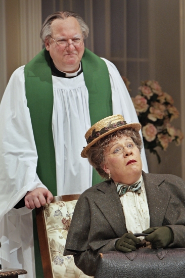 Photo Flash: THE IMPORTANCE OF BEING EARNEST Image