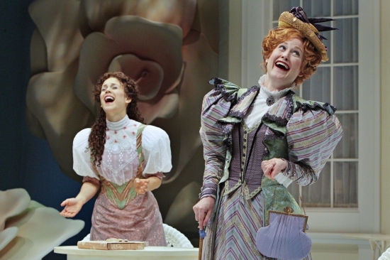 Photo Flash: THE IMPORTANCE OF BEING EARNEST 
