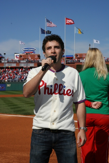 Photo Flash: JERSEY BOYS Star Jarrod Spector Sings National Anthem for the Phillies 