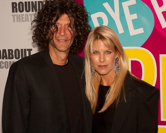 Howard Stern and Beth Ostrosky Stern Photo