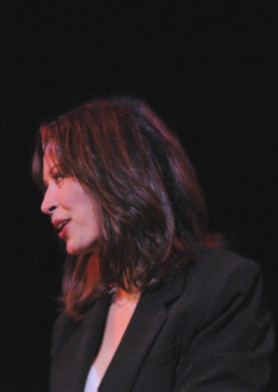 Photo Coverage: All of Me - Linda Eder at Town Hall - Performance! Image