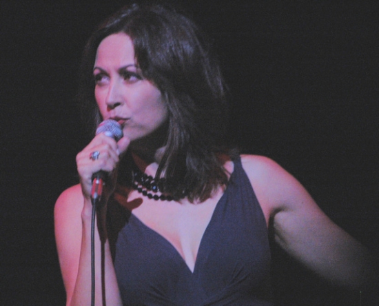 Photo Coverage: All of Me - Linda Eder at Town Hall - Performance! Image