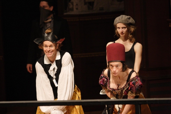 Photo Preview: The Public Theater's IDIOT SAVANT Image