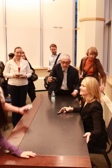 Photo Flash: Rebecca Luker Celebrates GREENWICH TIME at Barnes & Noble Image