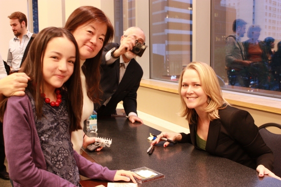 Photo Flash: Rebecca Luker Celebrates GREENWICH TIME at Barnes & Noble Image