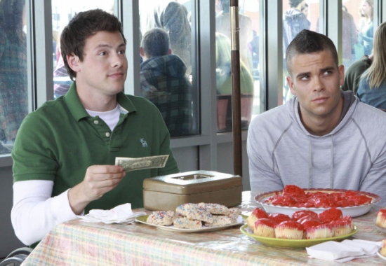 Photo Flash: GLEE - Episode Sneak Peek - 'Wheels' Image