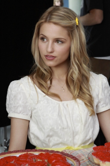 Photo Flash: GLEE - Episode Sneak Peek - 'Wheels' Image