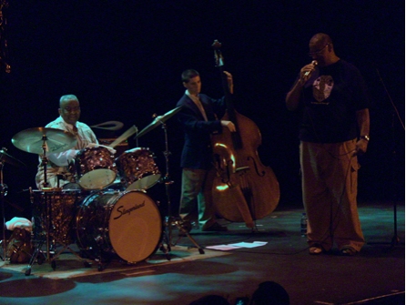 Drummer Bernard "Pretty" Purdie performs on stage with vocalist Kevin Mahogany and st Photo