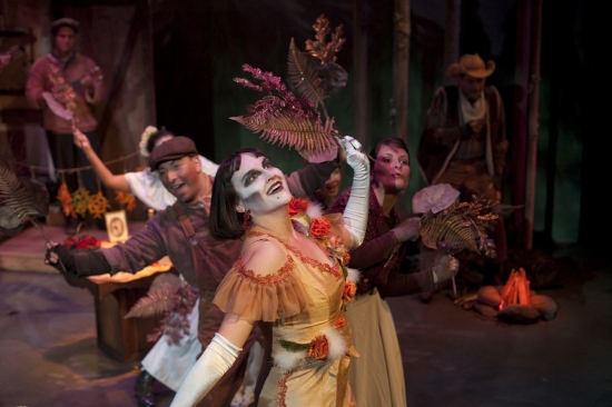 Photo Flash: CANTA Y NO LLORES Hits The Milagro Theatre, 10/30-11/15 