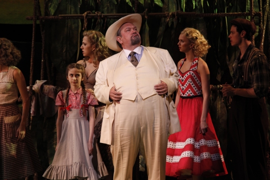 Photo Flash: FINIAN'S RAINBOW 'Shines' at Broadway's St. James Theatre Image