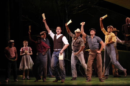 Photo Flash: FINIAN'S RAINBOW 'Shines' at Broadway's St. James Theatre Image